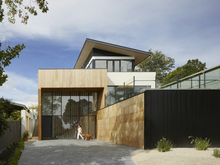 Villa familiale avec cour — photo 2